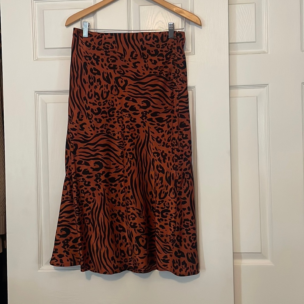 Animal pattern skirt
